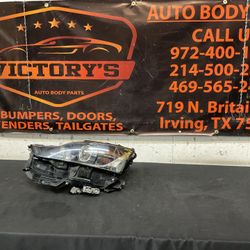 LEXUS IS300/350 LH HEADLIGHT 2017-2020 OEM