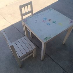 Kids Table