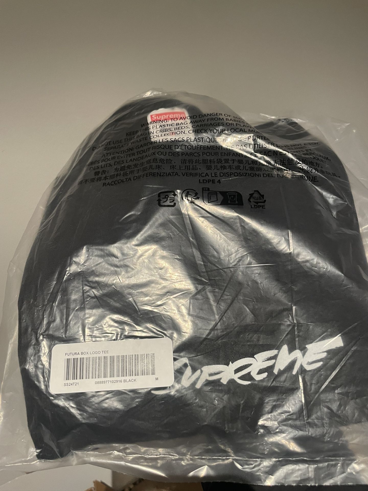 Supreme Futura Box Logo Tee Sz M Black