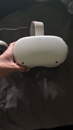 Meta Quest 2 VR Headset