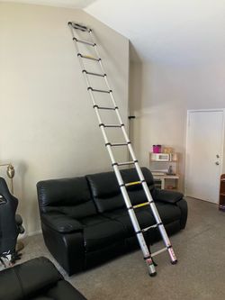 VEVOR 12.5 FT Telescoping Extension Ladder – 375 lb Capacity – Aluminum – New