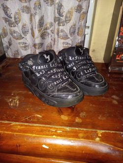 La France Pumas Black Size 4