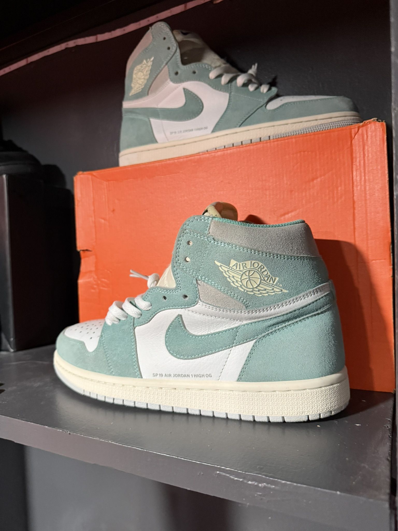 Air Jordan 1 Retro High OG 'Turbo Green' 