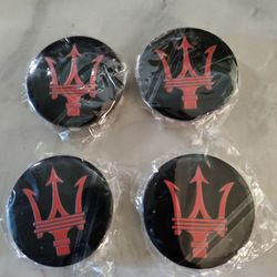 Wheel hub caps