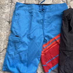 Good Condition Men’s Size 32 Swim trunks 