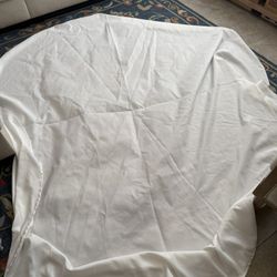 6 Extra Large Table Cloths $5 Per $30 Total