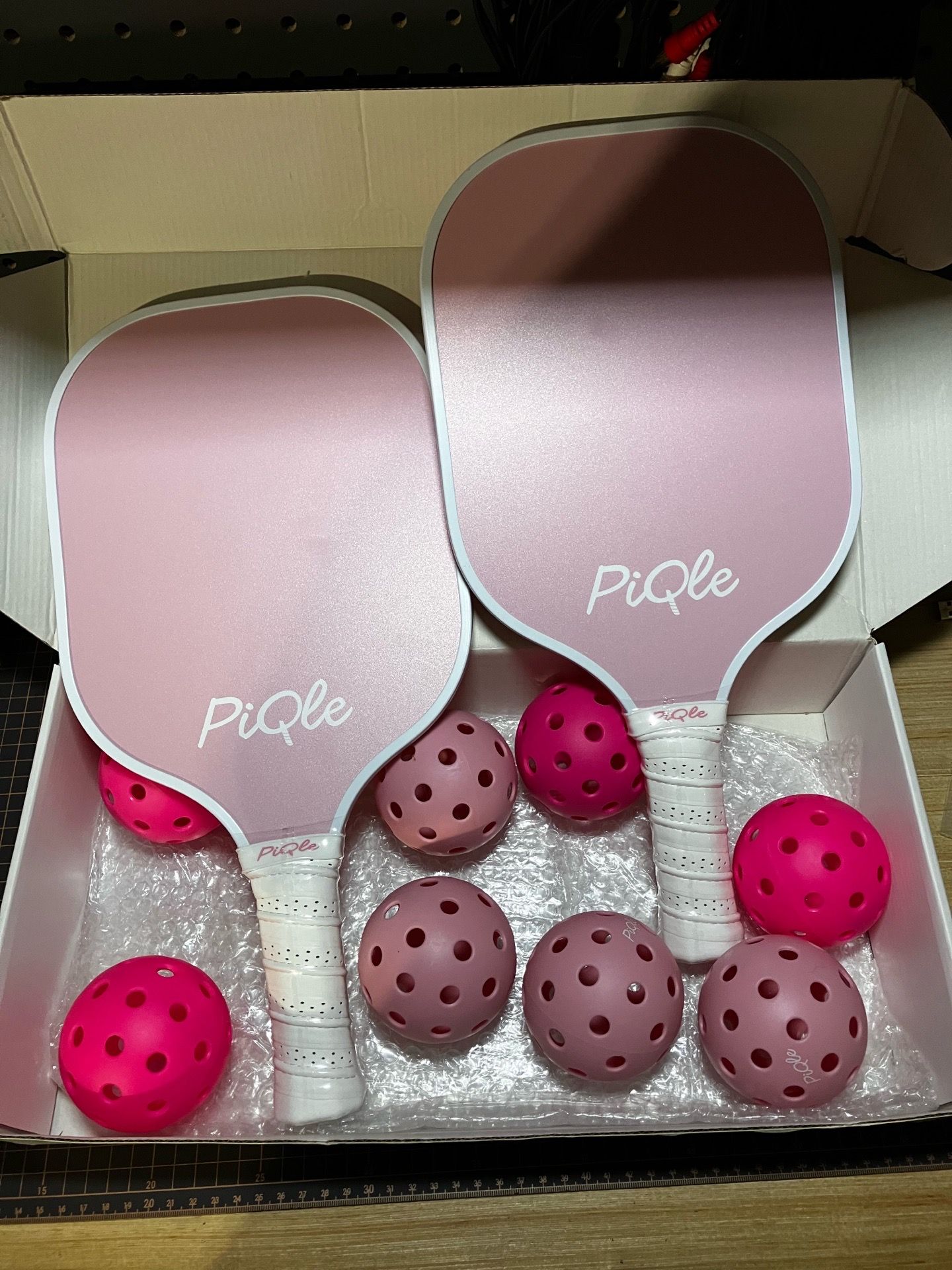 PiQue Pickleball Paddles