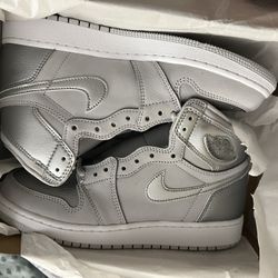 Jordan 1 High Neutral Grey Size 6Y DS
