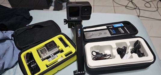 Hero 4 And Go Pro 9 Black