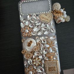 Phone case  sam flip z 4