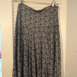 KAREN KANE Lifestyle silk/polyester FLORAL GEOMETRIC maxi skirt, pull-on elasticized waist, SIZE L