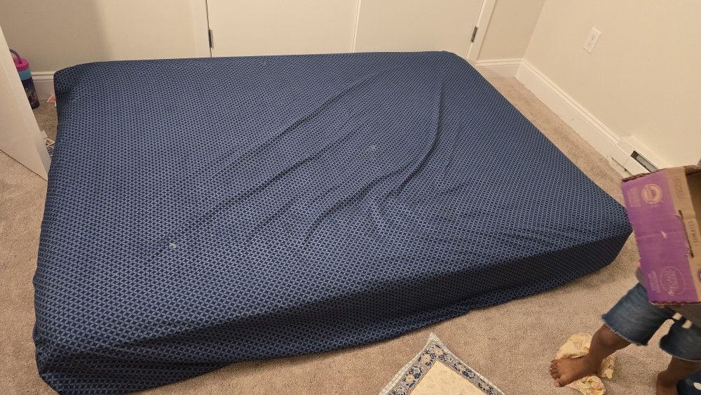 Queen Size Matress