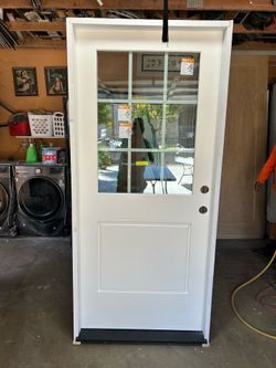 New entry door 36” wide fiberglass internal grids