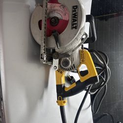Dewalt circular saw (Skill saw) 
