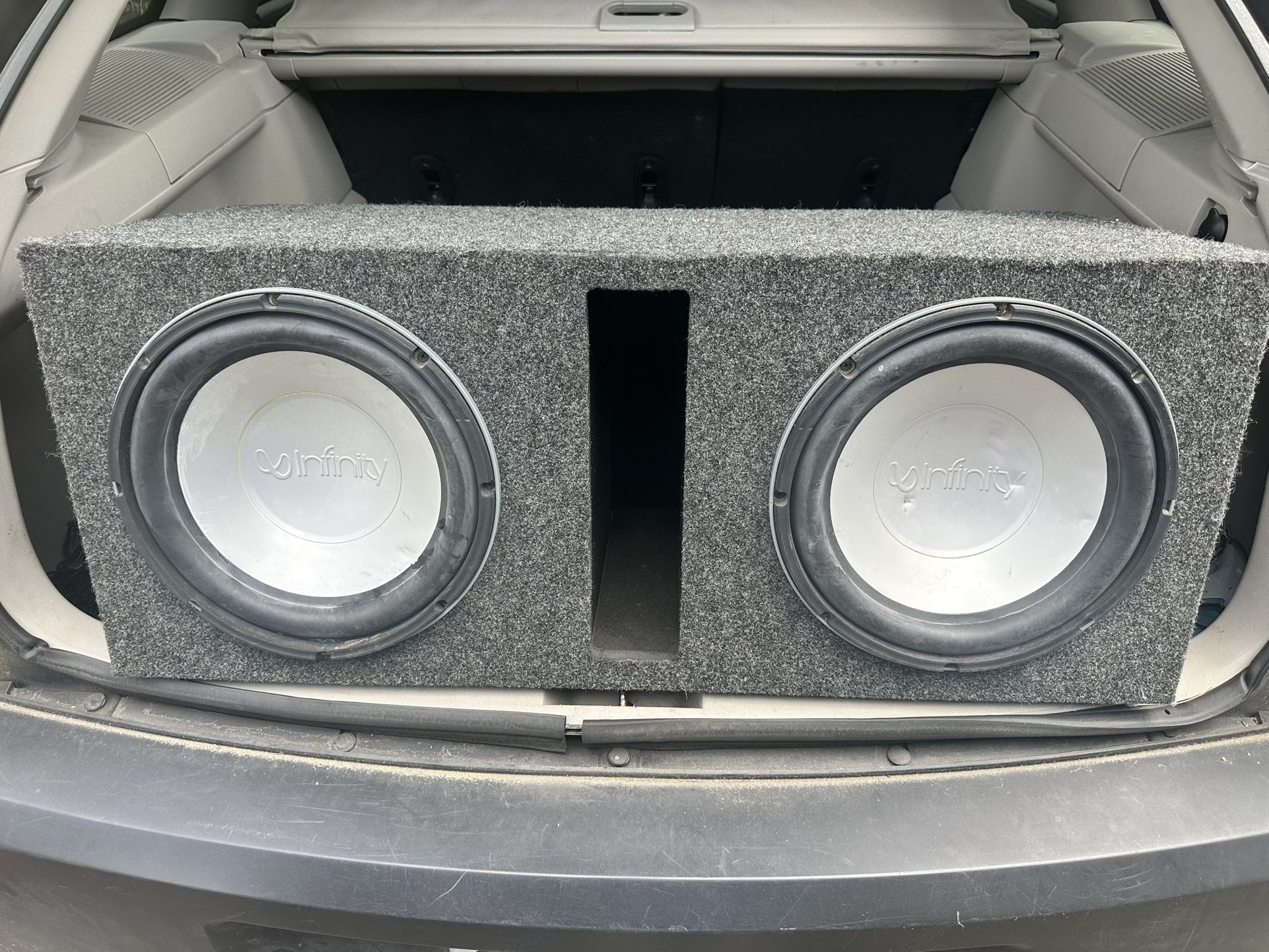 Speaker box 12” infinity woofer + JBL Amplifier