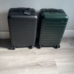Away Carry On Luggage/suitcase