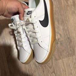 Nike sneakers brand new never used