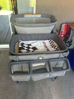 Pack & Play with Bassinet