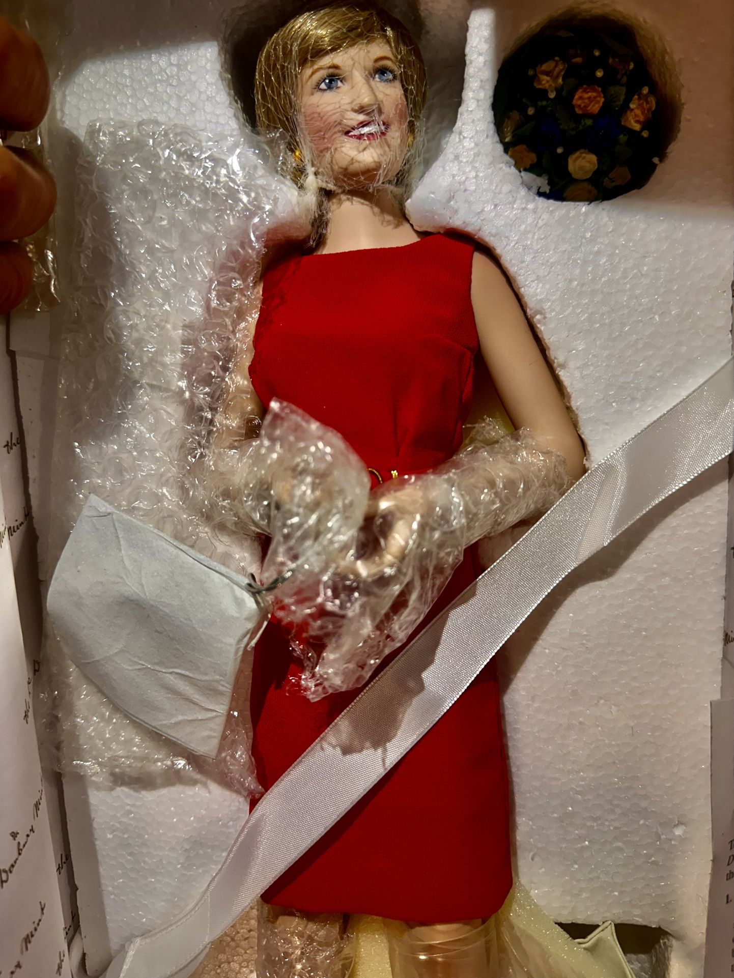 Vintage Princess Diana porclin doll in Red mini dress with the purse inbox and certificate