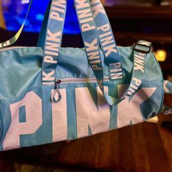 PINK Victorias Secret  gym/travel Bag $30