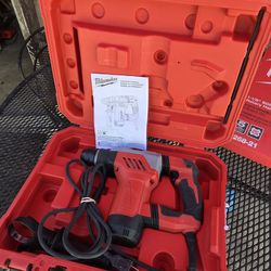 Milwaukee 1-1/8 Rotary Hammer SDS