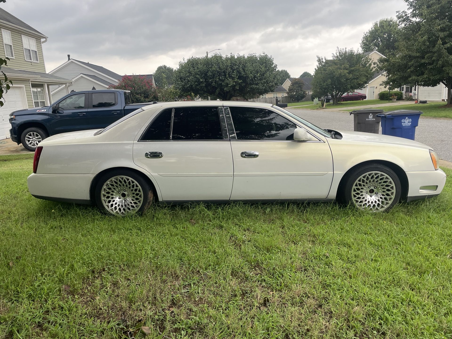 2004 Cadillac DeVille