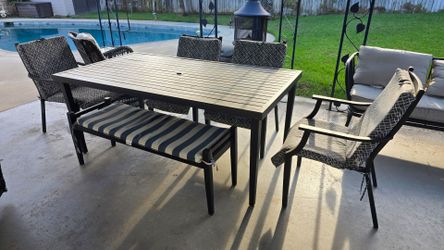 6 piece metal patio furniture set.