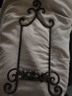 Wall Mount Plate Display