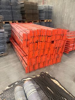 WAREHOUSE RACKING SISTEMS/