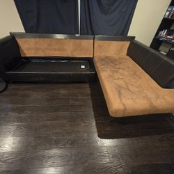 Sofa W/ Pull Out Bed