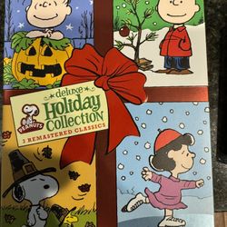 Peanuts Deluxe Holiday Collection DVD set