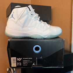 AIR JORDAN 11 RETRO 