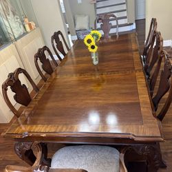 Mahogany Wood 8 Person Dining Table And Chairs 