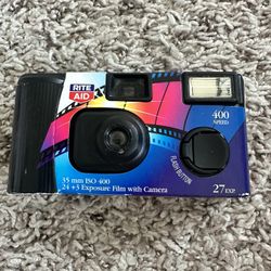 All-In-One Camera Rite Aid Built in Flash 27 Exposures 400 Speed 35MM Color