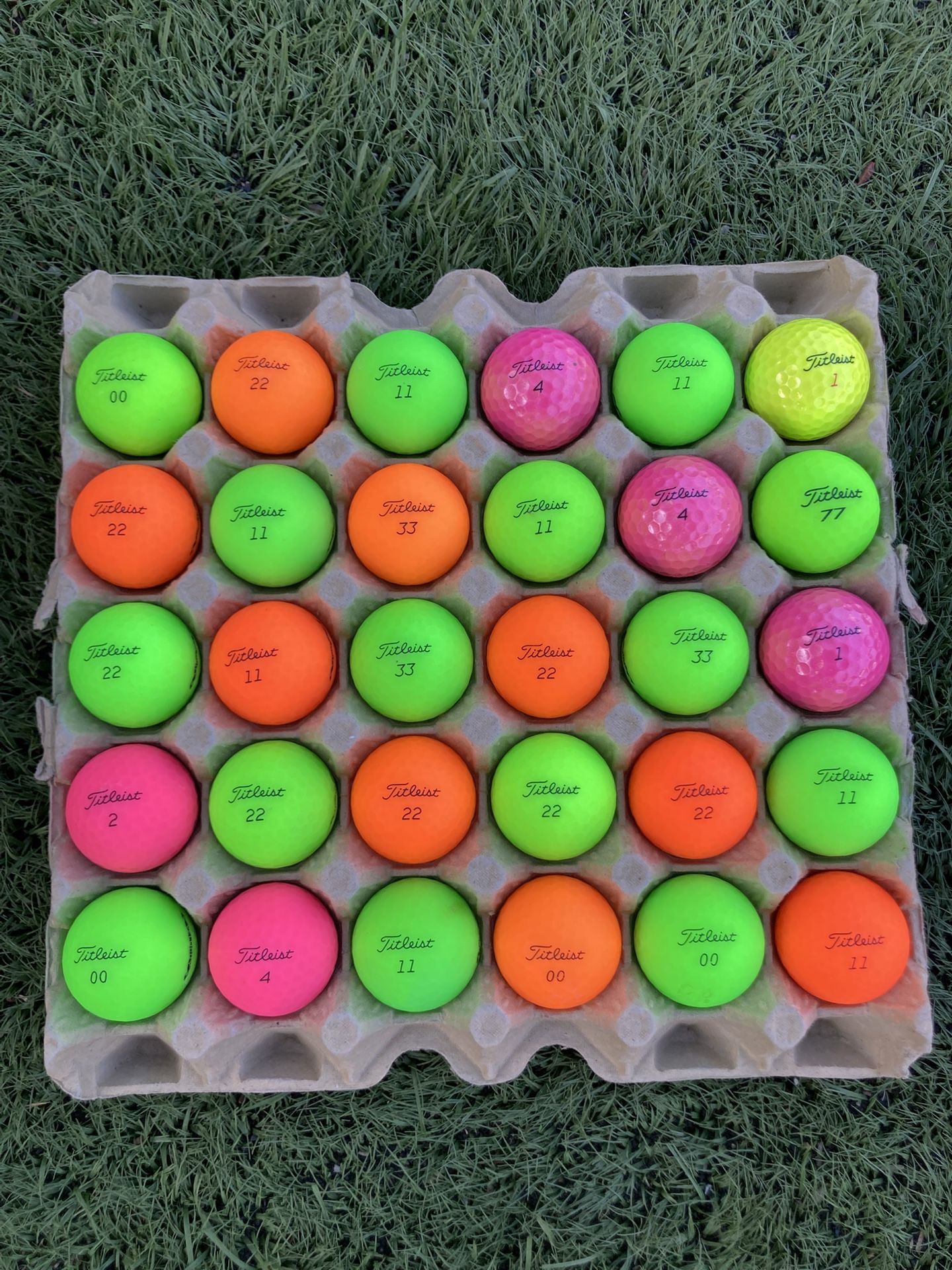 30 Golf ⛳️ Balls Titleist The Colored