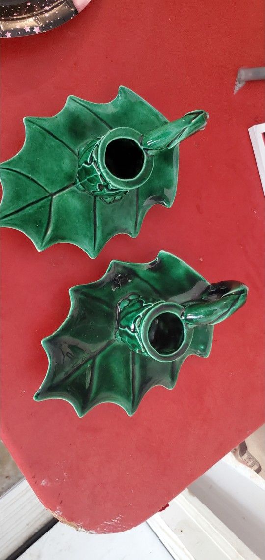 CHRISTMAS 🎄 VINTAGE CANDLE HOLDERS 