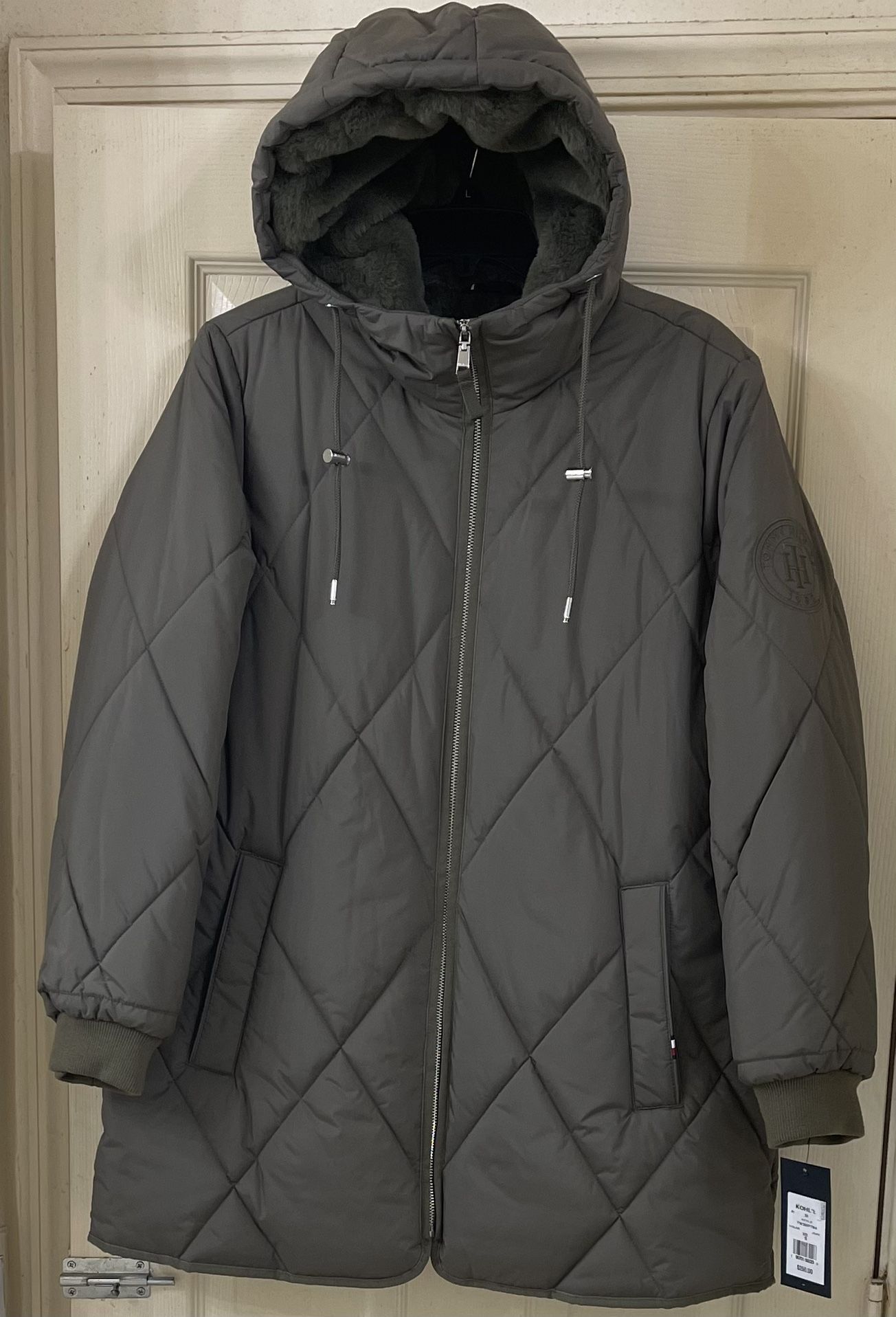 Tommy Hilfiger Men's Hooded Insulated Winter Puffer Jacket Size S