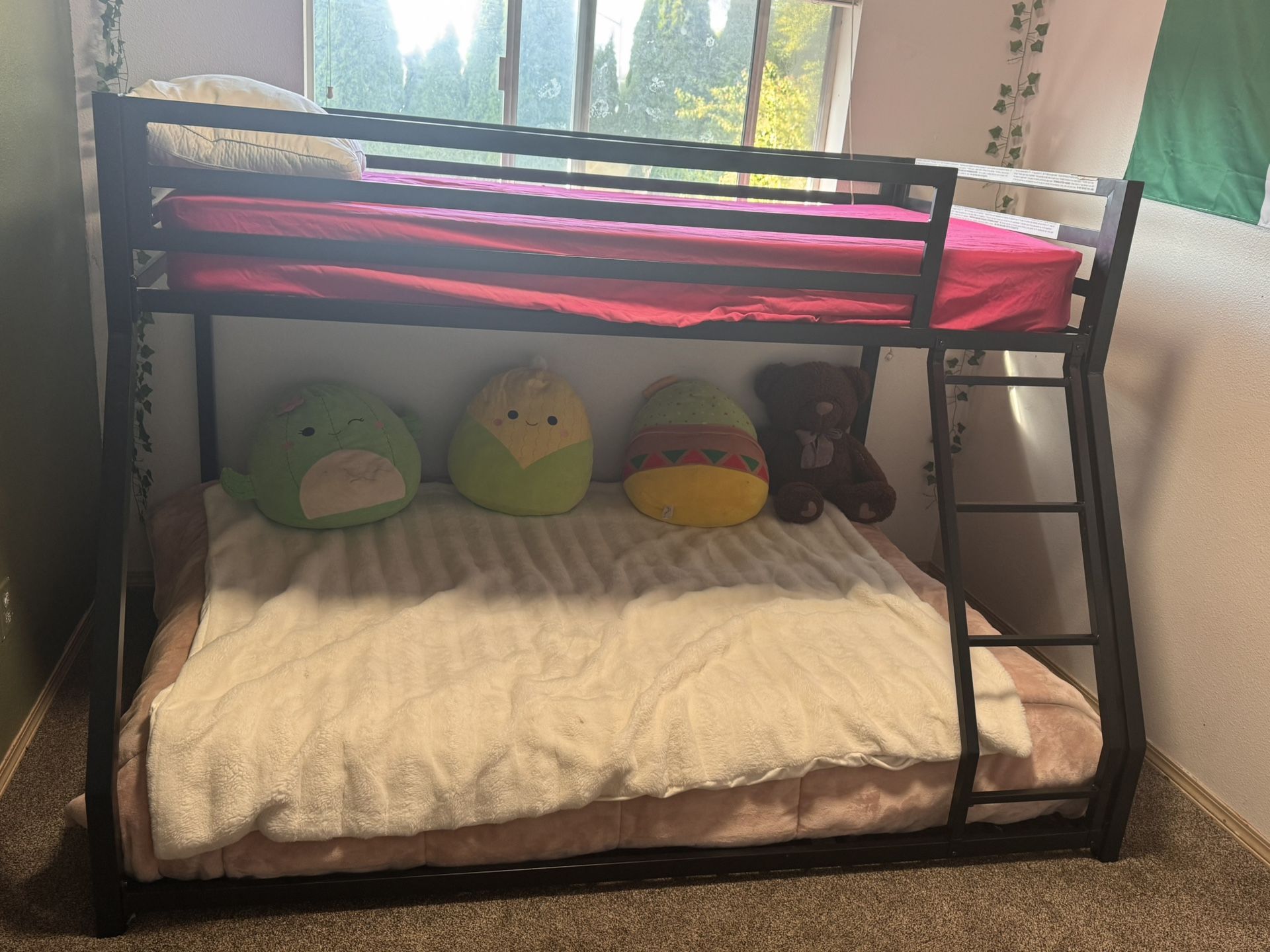 Twin Over Full Bunk beds With Full Size Memory Foam Mattress