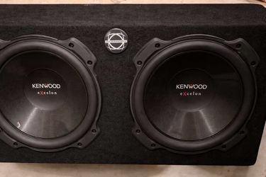 12 inch subwoofer (2 subs with box)