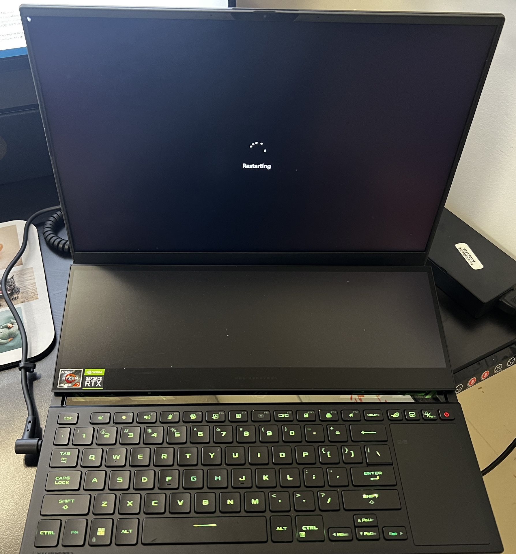 Gaming Laptop ASUS ROG Zephyrus Duo 16