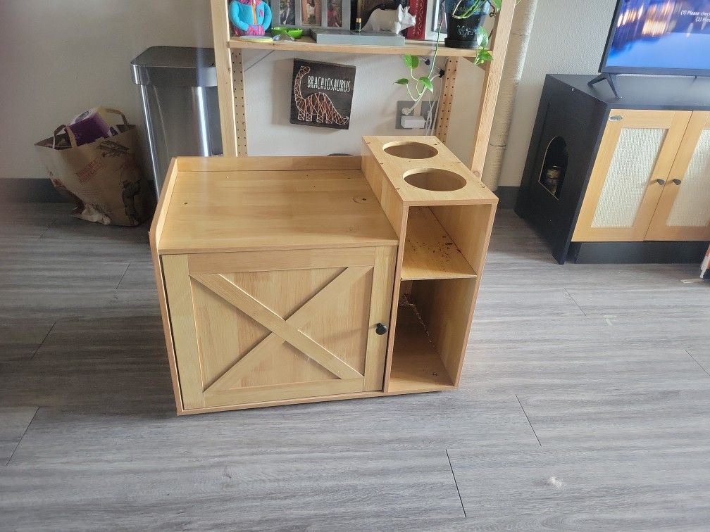 Cat Litter Box Cabinet - Multi-use Furniture