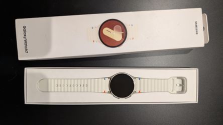 Galaxy watch7 white
