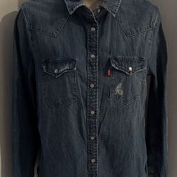 Women’s Jean Shirt Size M