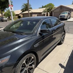 2014 Ford Taurus