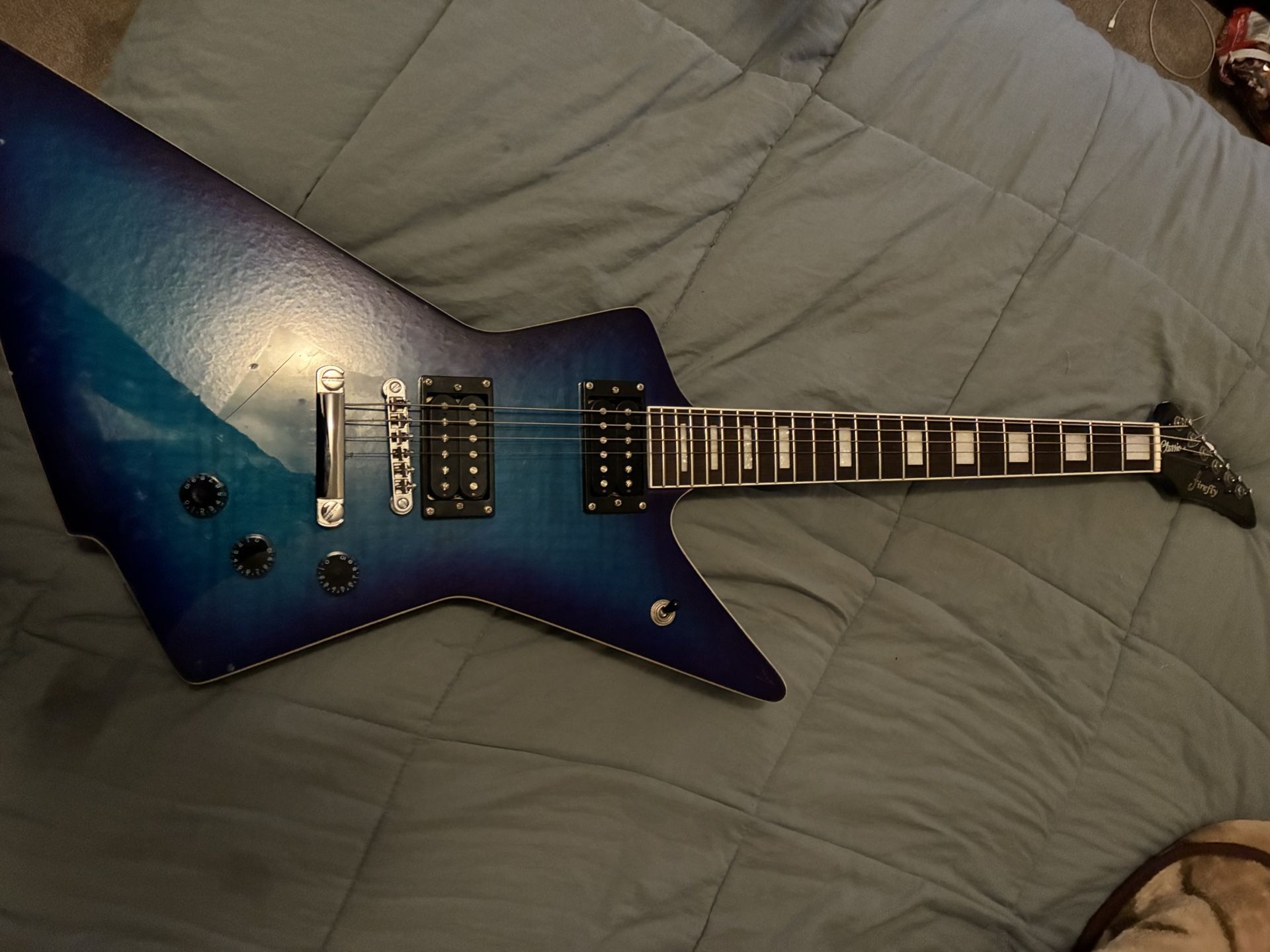 fire fly explorer guitar