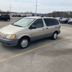 2002 Toyota Sienna