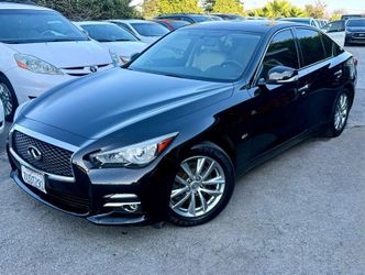 2016 INFINITI Q50