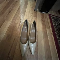  Stuart Weitzman Heels.