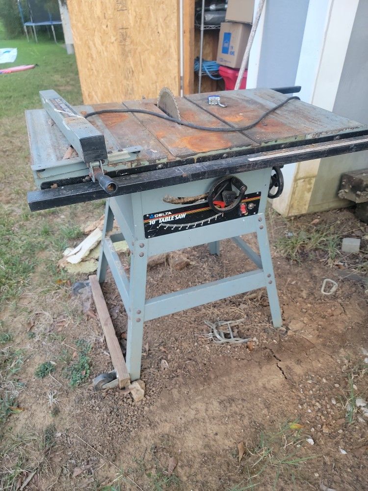 10"DELTA TABLE SAW