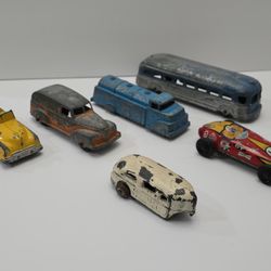 Vintage Lot Of Metal / Tin Vehicle Toys